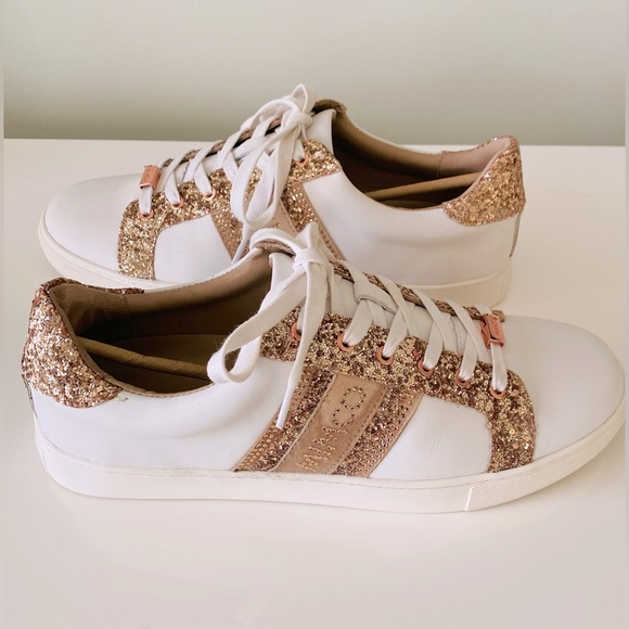 Authentic Mimco white leather ladies  trainers with rosé sequins , size 39 - Picture 2 of 10